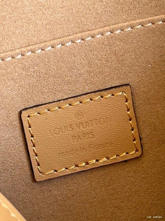 Cheap LOUIS VUITTON MM DAUPHINE 0810